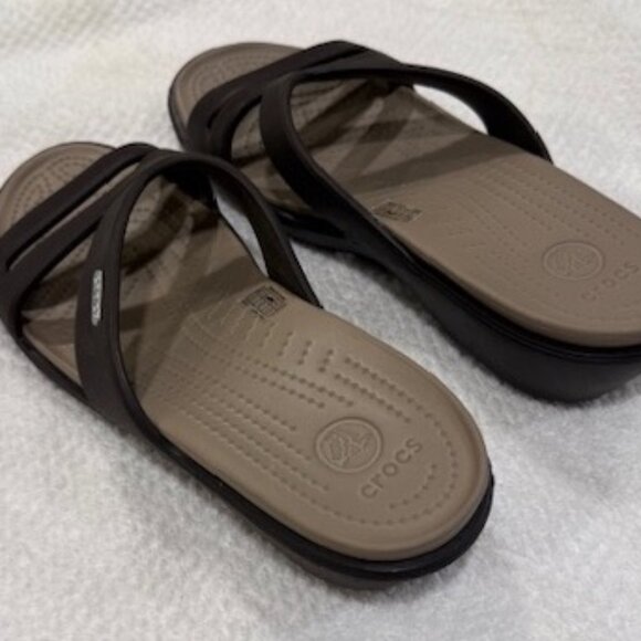 CROCS Women's Sandals - Black and Brown - Picture 5 of 12